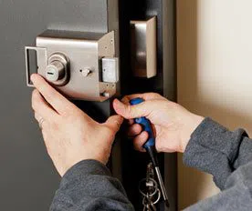 City Locksmith Services New York, NY 212-547-8544 City Locksmith Services New York, NY 212-547-8544 - 17-Emergency-Locks-Locksmith