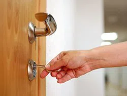 City Locksmith Services New York, NY 212-547-8544 City Locksmith Services New York, NY 212-547-8544